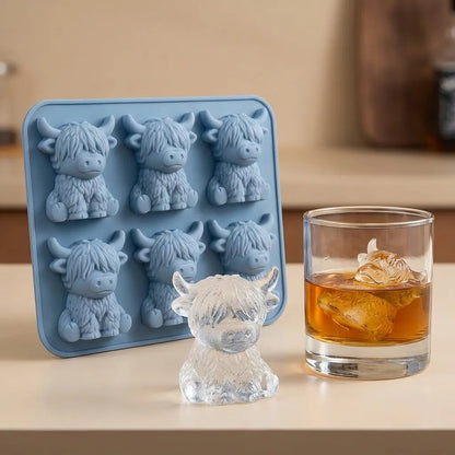 Mini Highland Cow 3D Ice Cube Mold for Drinks & Parties